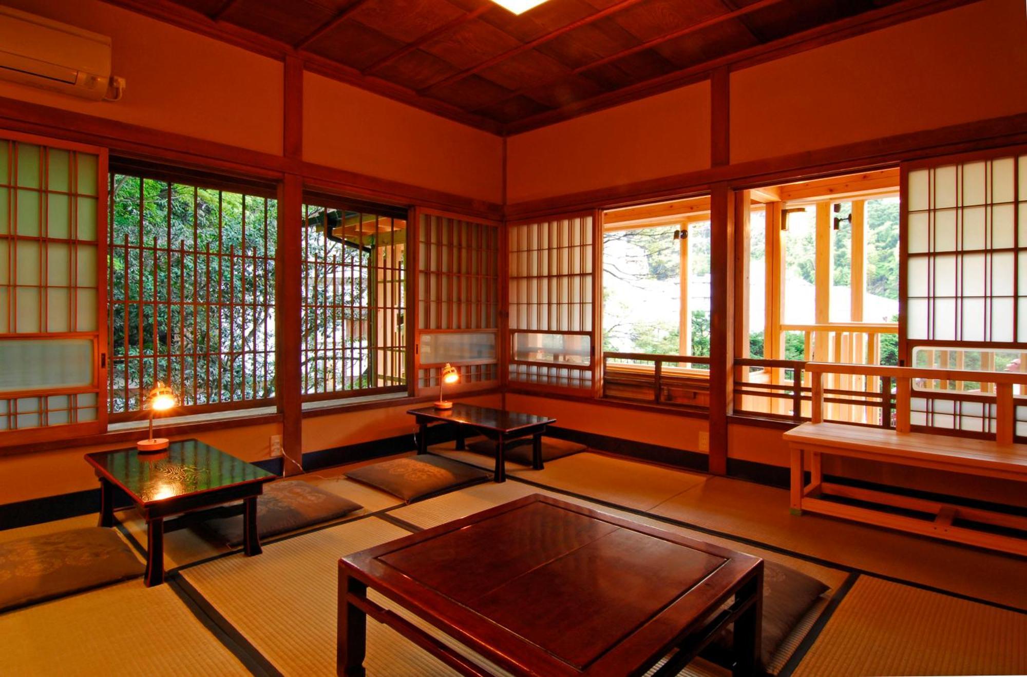 ホテル Gensen Uenoya 湯河原町 エクステリア 写真