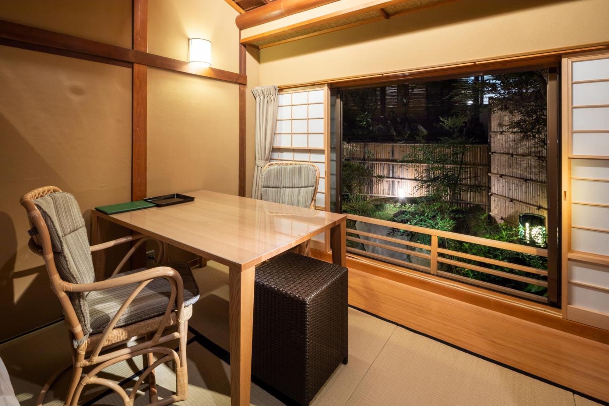 ホテル Gensen Uenoya 湯河原町 エクステリア 写真