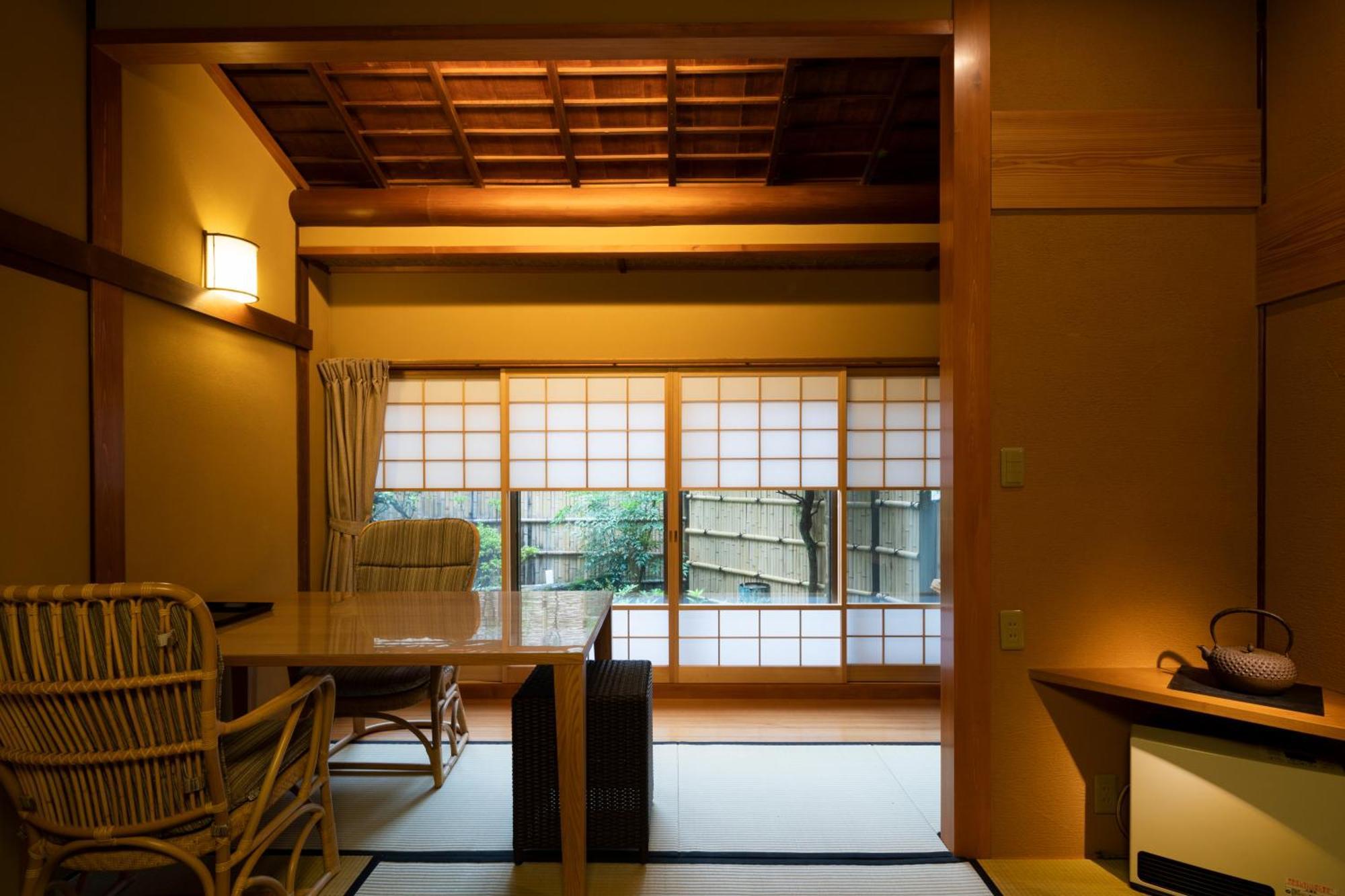 ホテル Gensen Uenoya 湯河原町 エクステリア 写真