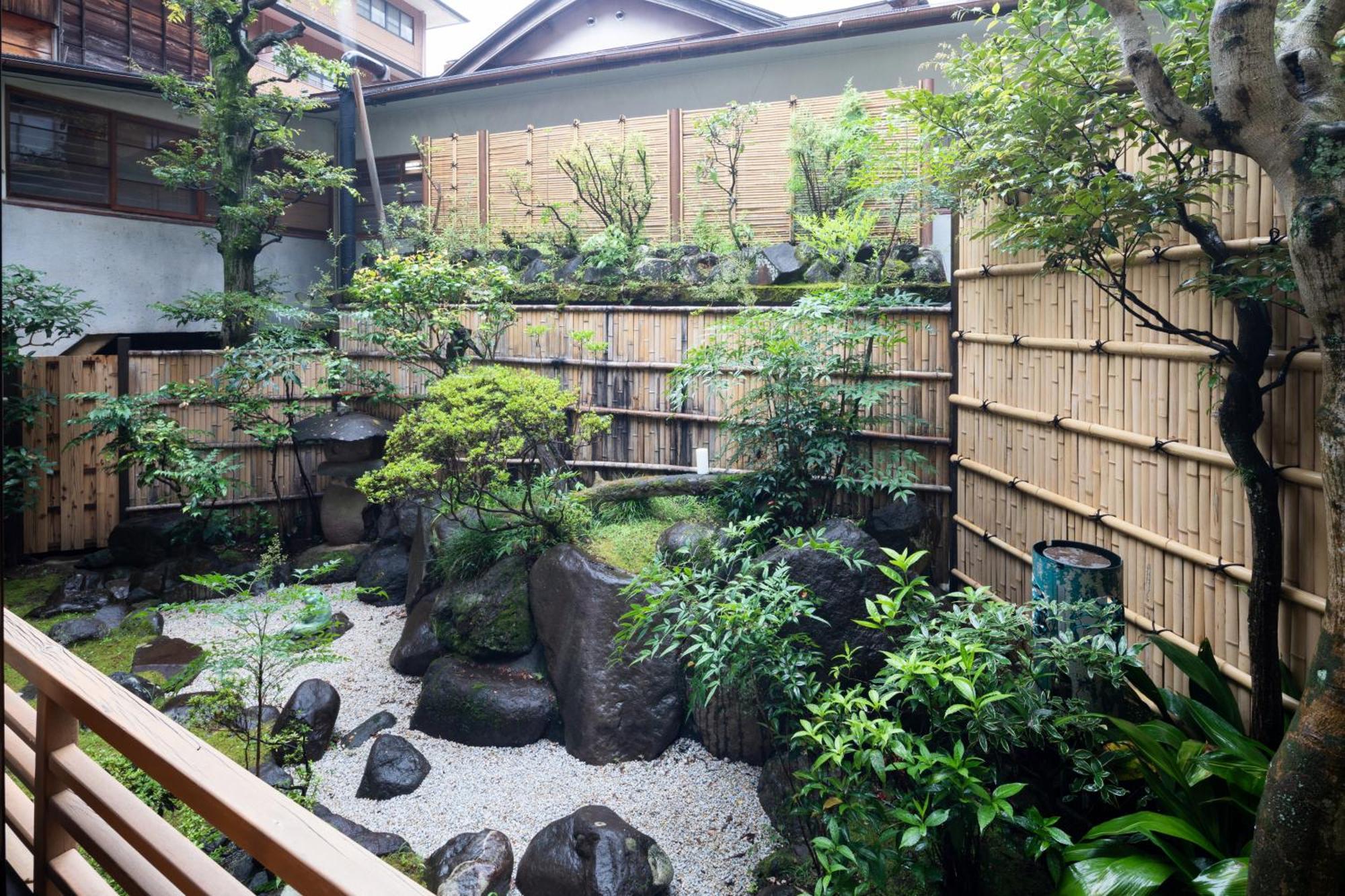 ホテル Gensen Uenoya 湯河原町 エクステリア 写真